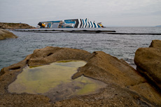 Isola del Giglio - Cruise ship wrecked Costa Concordia - 13 Gennaio 2012